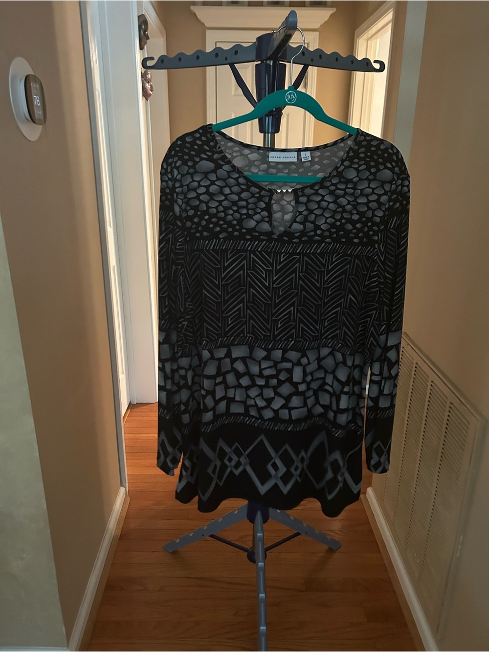Susan Graver Black and Gray Patterned Long-Sleeve Tunic